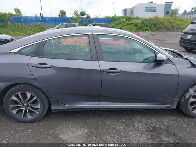 Honda Civic Lx 2018 2HGFC2F56JH007890 Image 14
