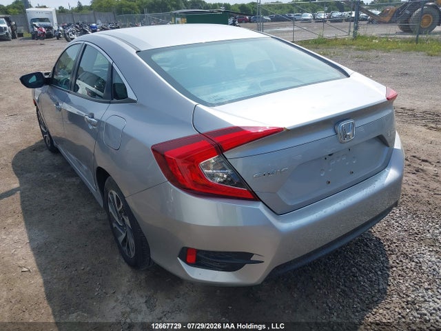 Продаж на аукціоні авто 2018 Honda Civic Ex, vin: 2HGFC2F87JH021680, номер лоту: 12667729