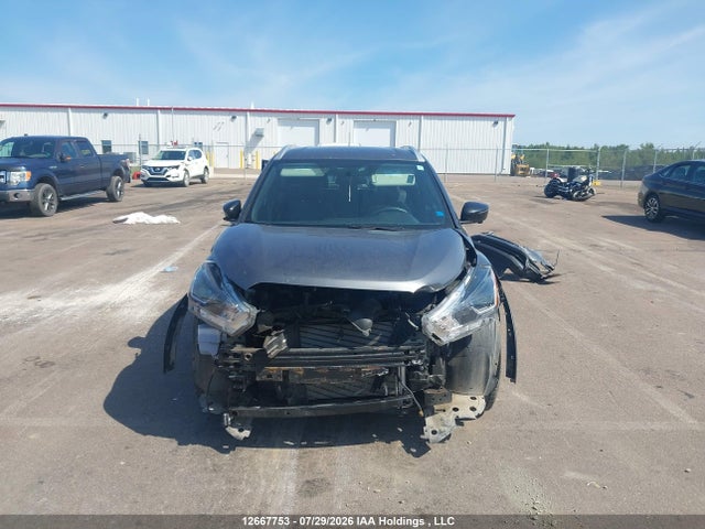12667753 :رقم المزاد ، 3N1CP5CU8KL561110 vin ، 2019 Nissan Kicks S/sr/sv مزاد بيع