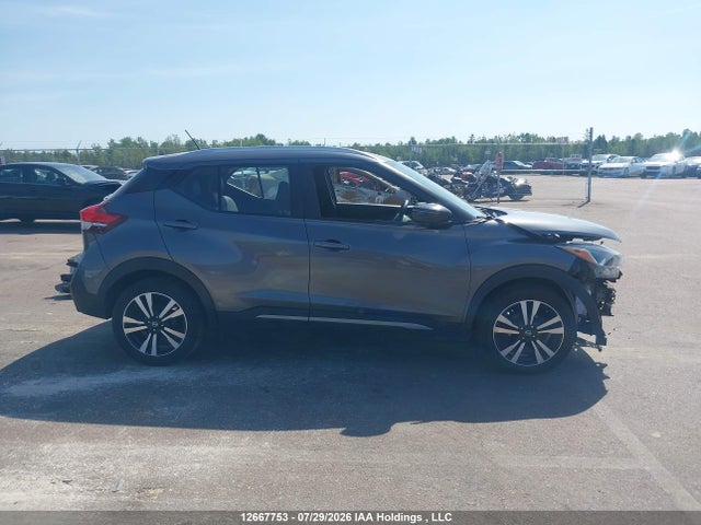 12667753 :رقم المزاد ، 3N1CP5CU8KL561110 vin ، 2019 Nissan Kicks S/sr/sv مزاد بيع