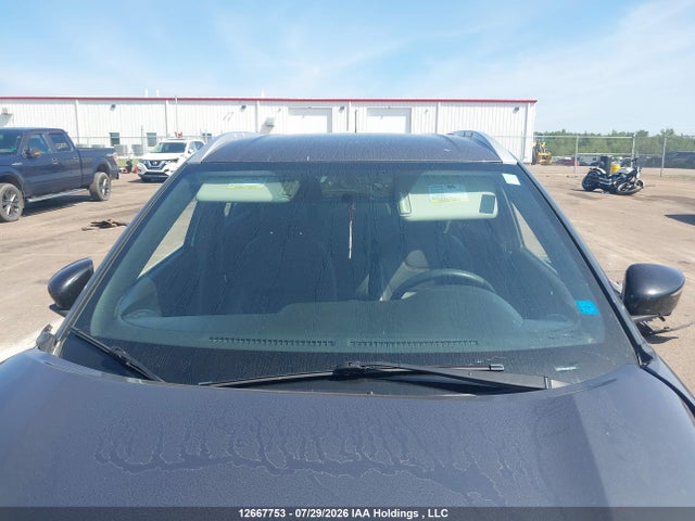 12667753 :رقم المزاد ، 3N1CP5CU8KL561110 vin ، 2019 Nissan Kicks S/sr/sv مزاد بيع