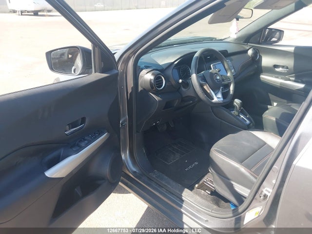 12667753 :رقم المزاد ، 3N1CP5CU8KL561110 vin ، 2019 Nissan Kicks S/sr/sv مزاد بيع