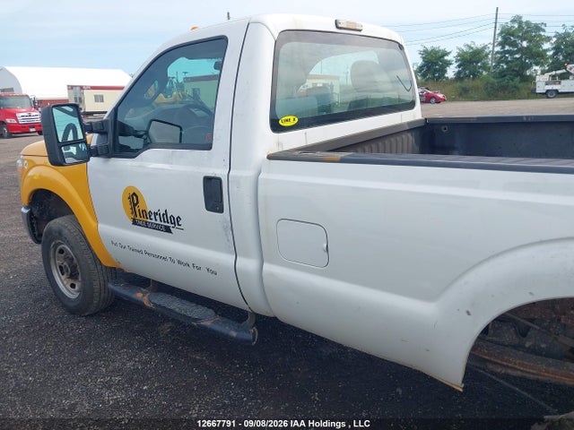 1FTBF2B6XGEC08727 Ford F-250 Xl