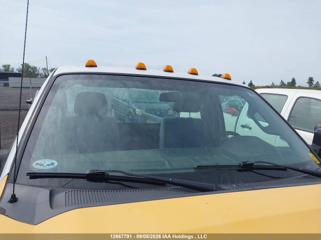 1FTBF2B6XGEC08727 Ford F-250 Xl