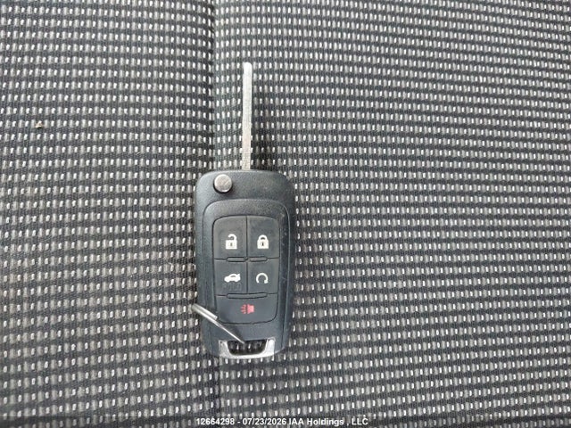 12664298 :رقم المزاد ، 1G11E5SA8DF278097 vin ، 2013 Chevrolet Malibu 2lt مزاد بيع