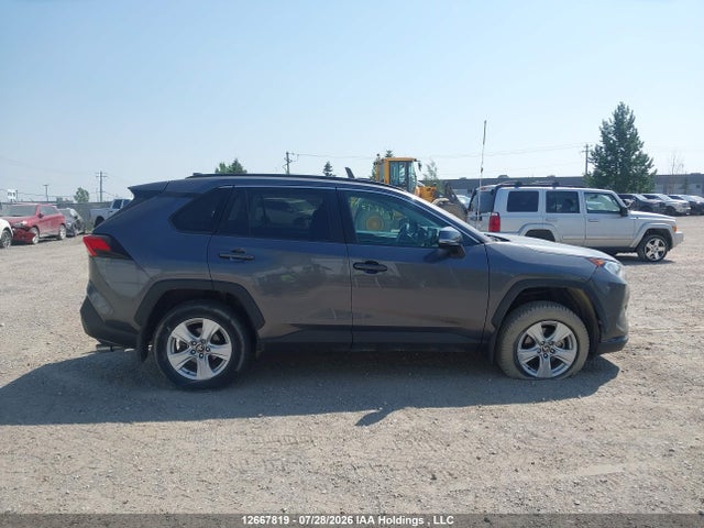 Aukcja sprzedaży 2021 Toyota Rav4 Xle/xle Premium, vin: 2T3R1RFV8MC213714, numer aukcji: 12667819