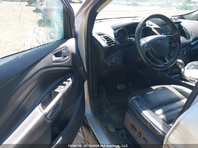 Продажа на аукционе авто 2018 Ford Escape Titanium, vin: 1FMCU9J9XJUB49945, номер лота: 12656708