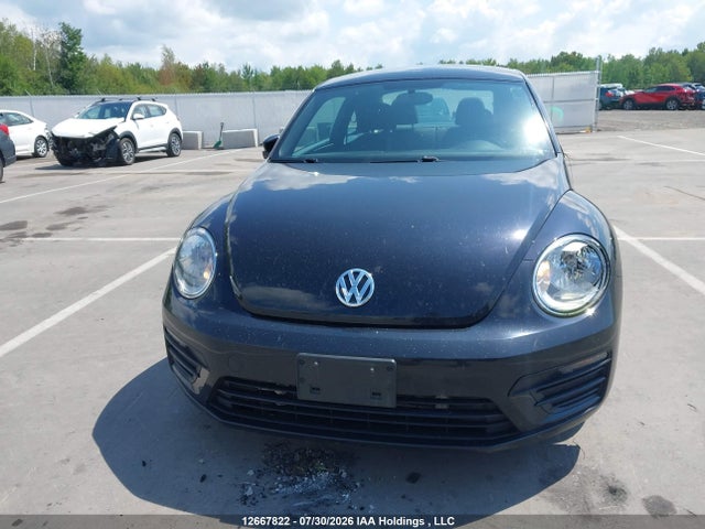 2018 Volkswagen Beetle მანქანა იყიდება აუქციონზე, vin: 3VWJD7AT0JM720078, აუქციონის ნომერი: 12667822