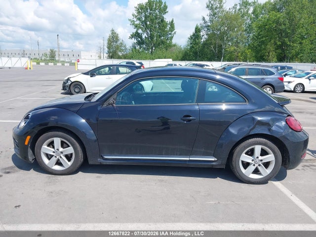 2018 Volkswagen Beetle მანქანა იყიდება აუქციონზე, vin: 3VWJD7AT0JM720078, აუქციონის ნომერი: 12667822
