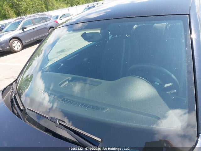 Volkswagen Beetle 2018 3VWJD7AT0JM720078 Image 17