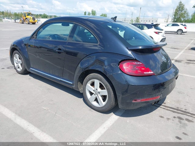 Volkswagen Beetle 2018 3VWJD7AT0JM720078 Image 3