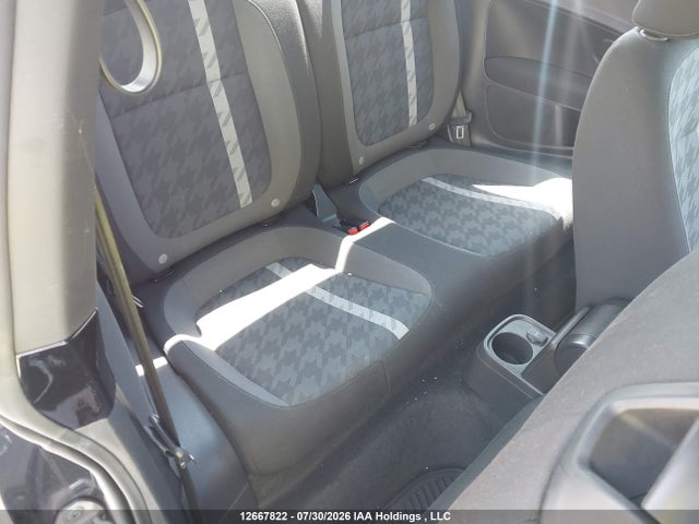 2018 Volkswagen Beetle მანქანა იყიდება აუქციონზე, vin: 3VWJD7AT0JM720078, აუქციონის ნომერი: 12667822