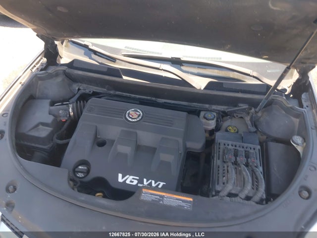 2013 Cadillac Srx მანქანა იყიდება აუქციონზე, vin: 3GYFNBE38DS598504, აუქციონის ნომერი: 12667825