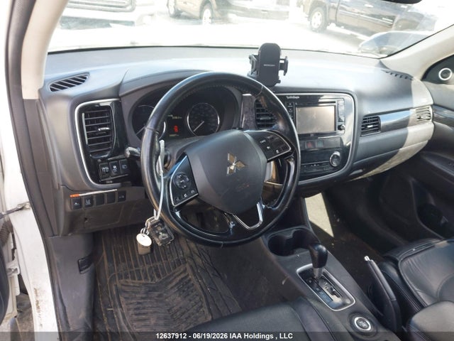 2016 Mitsubishi Outlander Gt მანქანა იყიდება აუქციონზე, vin: JA4JZ4AX4GZ602266, აუქციონის ნომერი: 12637912