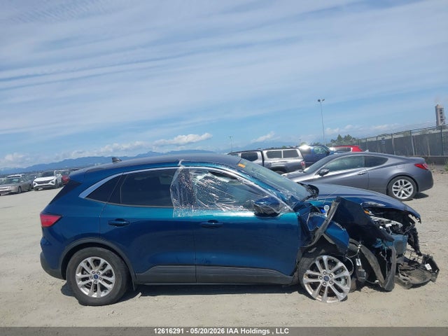 Продажа на аукционе авто 2020 Ford Escape Se, vin: 1FMCU9G63LUB35224, номер лота: 12616291