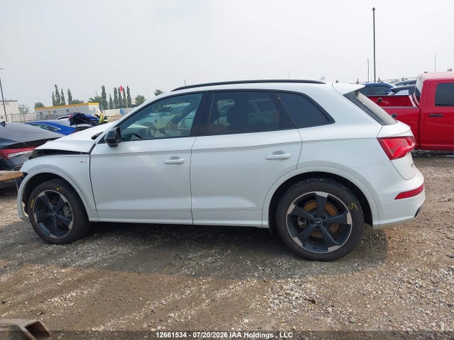 2019 Audi Q5 45 Technik მანქანა იყიდება აუქციონზე, vin: WA1FNAFY0K2122793, აუქციონის ნომერი: 12661534