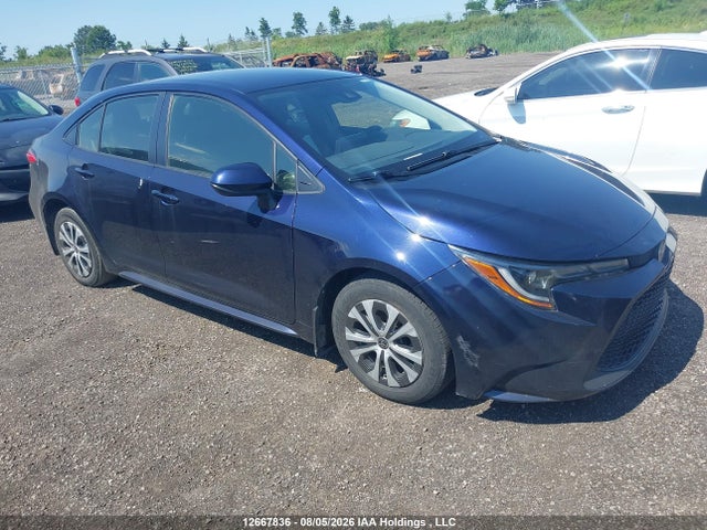 12667836 :رقم المزاد ، JTDBAMDE8NJ048818 vin ، 2022 Toyota Corolla Hybrid مزاد بيع