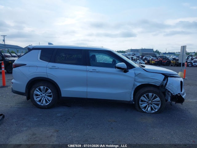 12667839 :رقم المزاد ، JA4J4UA86SZ624396 vin ، 2025 Mitsubishi Outlander Es S-awc مزاد بيع