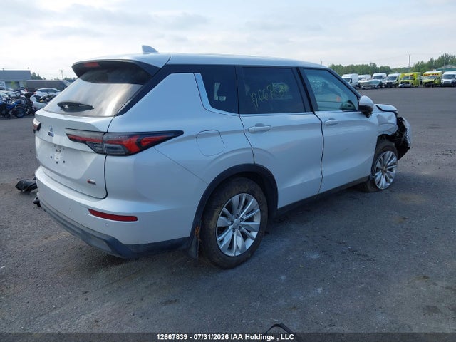 12667839 :رقم المزاد ، JA4J4UA86SZ624396 vin ، 2025 Mitsubishi Outlander Es S-awc مزاد بيع