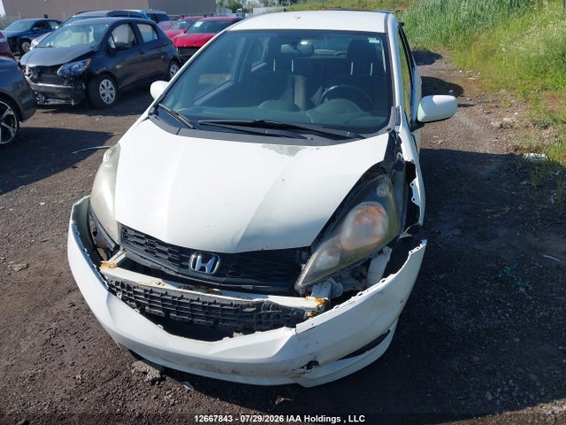 Продажа на аукционе авто 2014 Honda Fit Sport, vin: LUCGE8H75E3000254, номер лота: 12667843