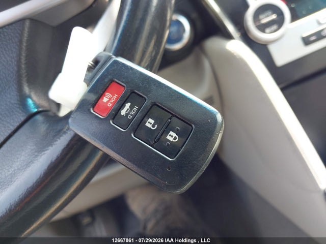 12667861 :رقم المزاد ، 4T1BD1FK0CU034556 vin ، 2012 Toyota Camry مزاد بيع