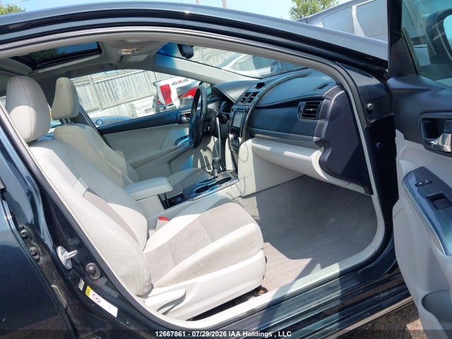 12667861 :رقم المزاد ، 4T1BD1FK0CU034556 vin ، 2012 Toyota Camry مزاد بيع