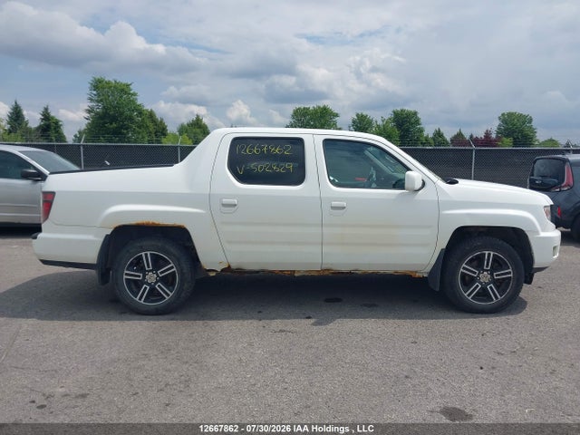 Honda Ridgeline Sport 2014 5FPYK1F71EB502829 Image 15