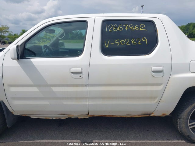 Honda Ridgeline Sport 2014 5FPYK1F71EB502829 Image 16