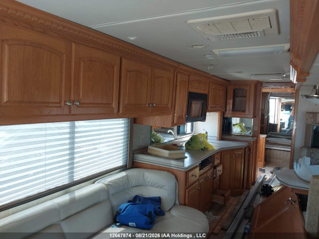 Aukcja sprzedaży 2004 Freightliner Chassis X Line Motor Home, vin: 4UZABFBS94CM89272, numer aukcji: 12667874