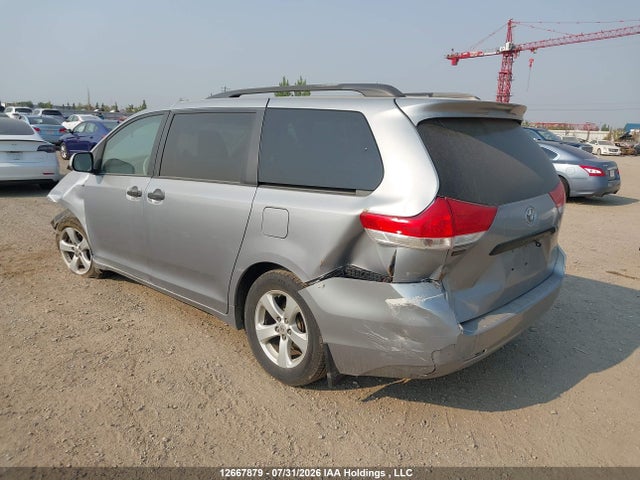 Aukcja sprzedaży 2011 Toyota Sienna, vin: 5TDZK3DC4BS132234, numer aukcji: 12667879