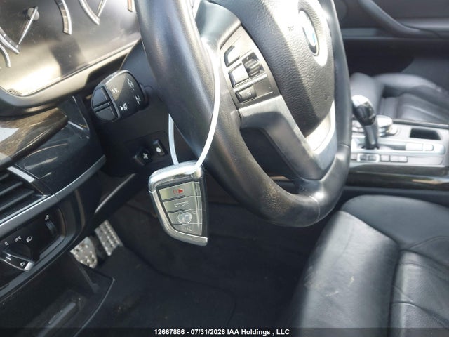 BMW X5 50i 2014 5UXKR6C59E0C03471 Image 9