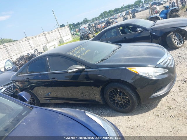 Продажа на аукционе авто 2014 Hyundai Sonata Gl, vin: 5NPEB4ACXEH812318, номер лота: 12667887
