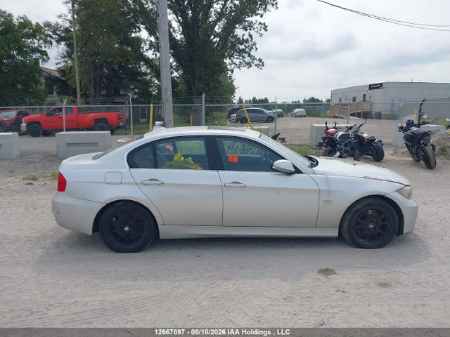12667897 :رقم المزاد ، WBAVD33556KV67012 vin ، 2006 Bmw 330xi مزاد بيع