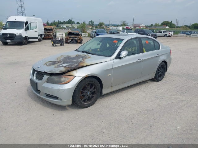 12667897 :رقم المزاد ، WBAVD33556KV67012 vin ، 2006 Bmw 330xi مزاد بيع