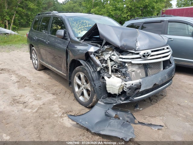 12667940 :رقم المزاد ، 5TDBK3EH9DS257647 vin ، 2013 Toyota Highlander V6 مزاد بيع