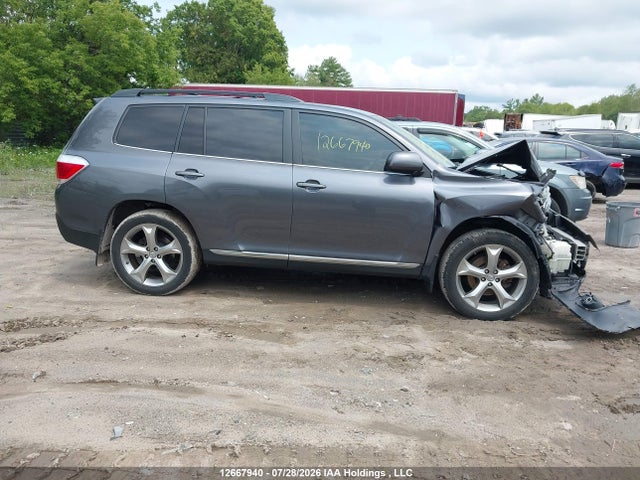 12667940 :رقم المزاد ، 5TDBK3EH9DS257647 vin ، 2013 Toyota Highlander V6 مزاد بيع