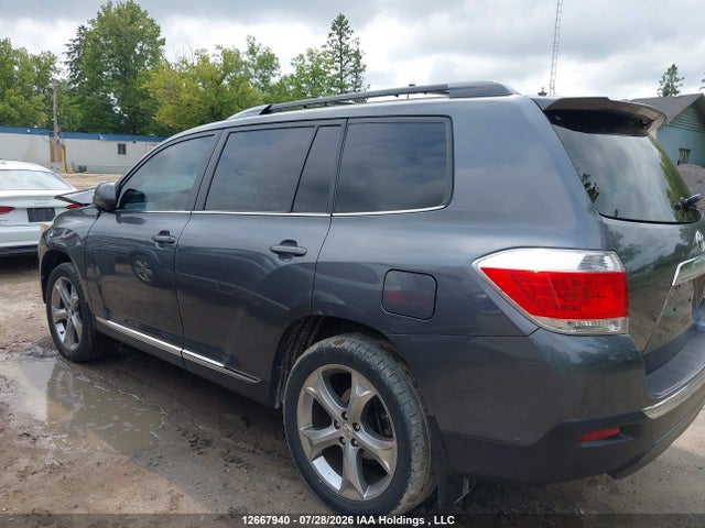 12667940 :رقم المزاد ، 5TDBK3EH9DS257647 vin ، 2013 Toyota Highlander V6 مزاد بيع