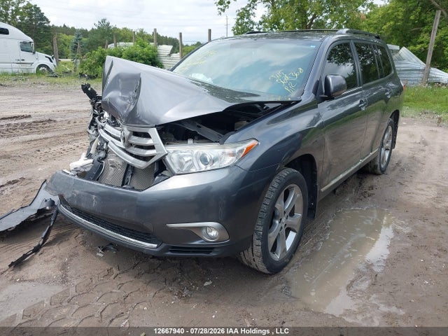 12667940 :رقم المزاد ، 5TDBK3EH9DS257647 vin ، 2013 Toyota Highlander V6 مزاد بيع