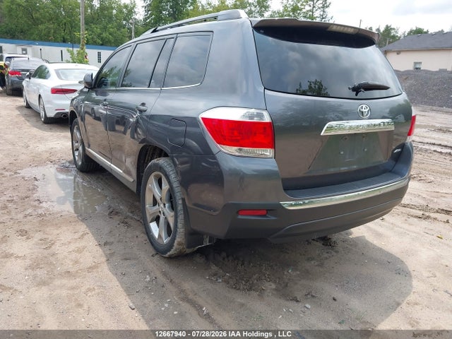 12667940 :رقم المزاد ، 5TDBK3EH9DS257647 vin ، 2013 Toyota Highlander V6 مزاد بيع