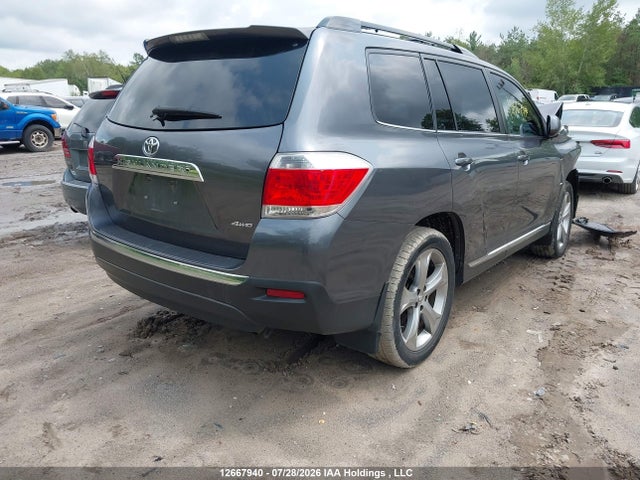 12667940 :رقم المزاد ، 5TDBK3EH9DS257647 vin ، 2013 Toyota Highlander V6 مزاد بيع