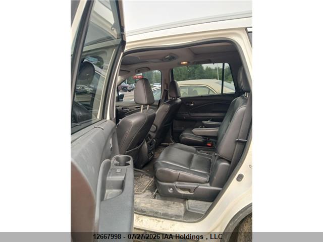 2016 Honda Pilot Touring მანქანა იყიდება აუქციონზე, vin: 5FNYF6H98GB511023, აუქციონის ნომერი: 12667998