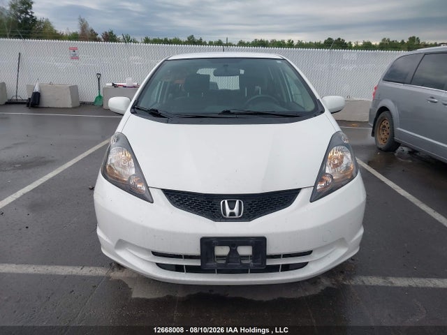 Продаж на аукціоні авто 2013 Honda Fit Lx, vin: LUCGE8H58D3000911, номер лоту: 12668008