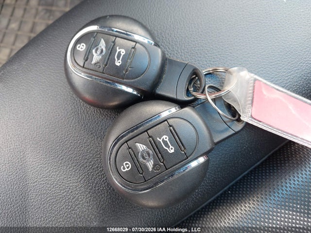 Mini 3 Door Cooper 2015 WMWXM5C59F3A58350 Image 11