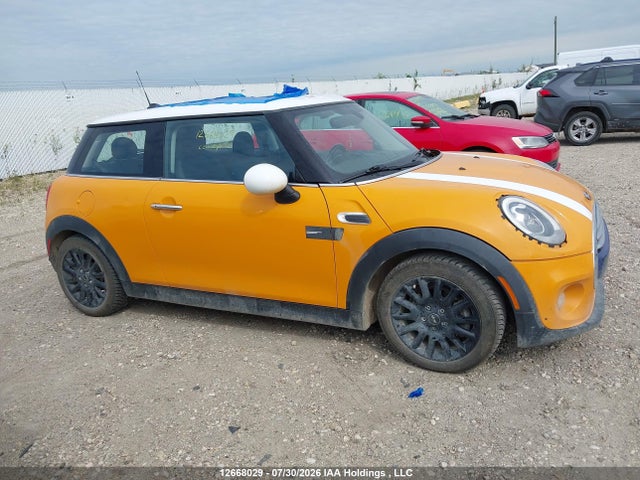 Mini 3 Door Cooper 2015 WMWXM5C59F3A58350 Image 13