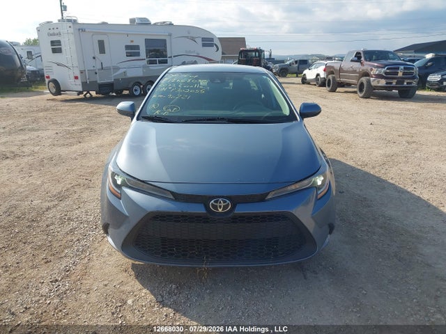 Toyota COROLLA LE 2022 5YFBPMBE8NP302055 Image 10
