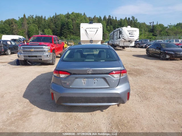 Toyota COROLLA LE 2022 5YFBPMBE8NP302055 Image 14