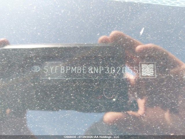 Toyota COROLLA LE 2022 5YFBPMBE8NP302055 Image 18
