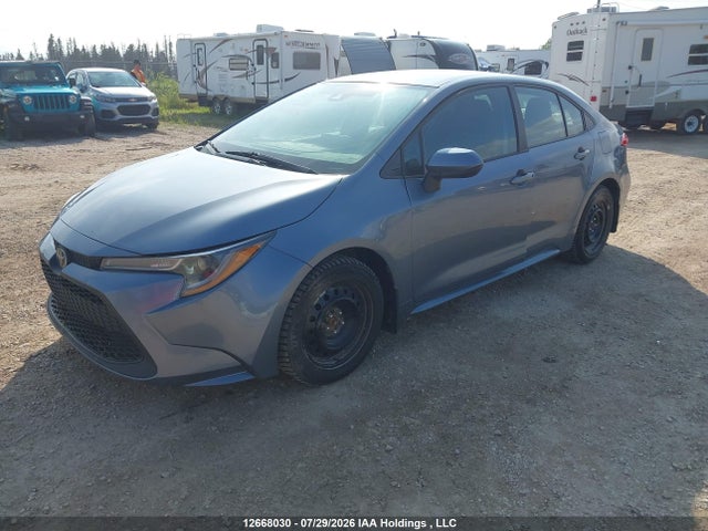 Toyota COROLLA LE 2022 5YFBPMBE8NP302055 Image 2