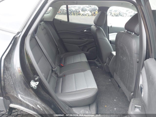 Chevrolet TRAX 1LT 2025 KL77LHE29SC223134 Image 8