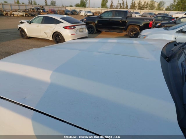 12668050 :رقم المزاد ، 3GTU2MEC2HG352106 vin ، 2017 Gmc Sierra K1500 Sle مزاد بيع